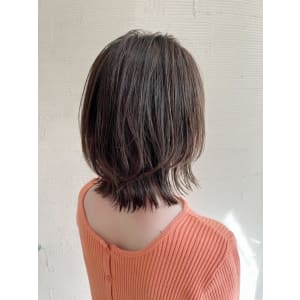 【MICHI refre店　福光柚香里】透明パールベージュ