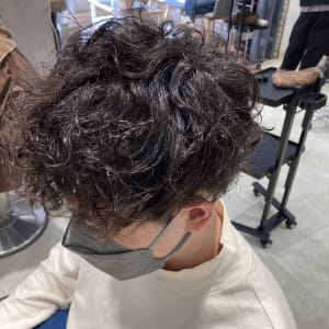三軒茶屋_マッシュ_メンズ_カット_パーマ_スパイラル_黒髪