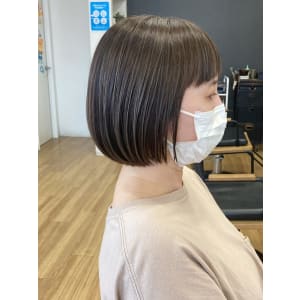 ツヤツヤナチュラルボブ