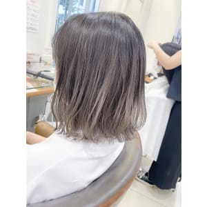 ペールグレー グラデーションカラー【横浜】