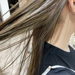 イマヘア美髪改善　イロ酸熱トリートメント　イヤリングカラー