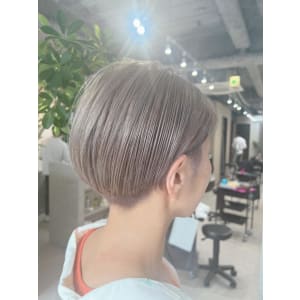 ハイトーン　ハンサムショート