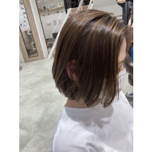 三軒茶屋_ハイライト_脱白髪染め_ボブ_ブラウン_ベージュ