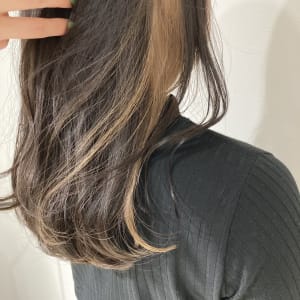 三軒茶屋_インナーカラー_セミロング_ブラウン_ベージュ_
