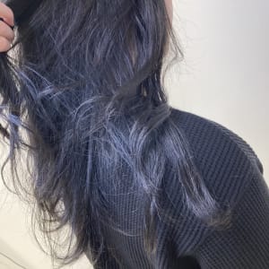 三軒茶屋_レディース_ブルー_ハイトーン_寒色_ロング_小顔