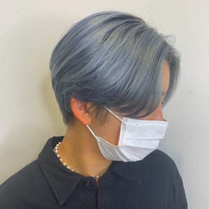 三軒茶屋_メンズ_マッシュ_ショート_アイスブルー_ブリーチ