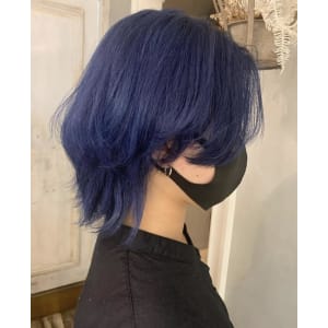 ネイビーブルー
