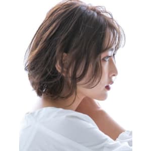 三軒茶屋_レディース_コテ巻き_ミディアム_ボブ_髪質改善