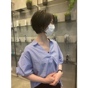 大人かわいい美髪ショート　ネビージュ