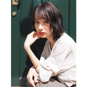 ナチュラルウェーブボブ