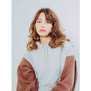 パーマとレイヤーの相性！！