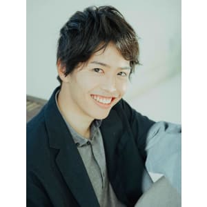 くせ毛風ニュアンスメンズショート