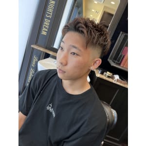 スキンフェード初心者向け!アップバングツーブロフェード! - ヒロ銀座BARBER SHOP 秋葉原店【ヒロギンザバーバーショップ アキハバラテン】掲載中