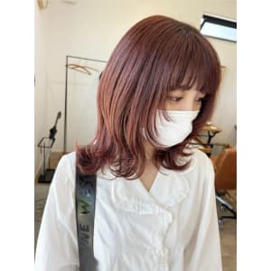 ピンクヘアー