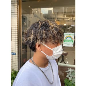 ハイライトツイストパーマ - Stilla smooth【スティラスムース】掲載中