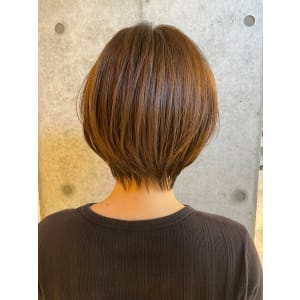 丸みを重視した大人かわいいショート