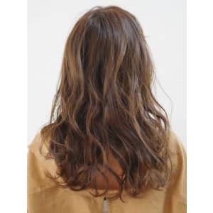 三軒茶屋_レディース_ロング_コテ巻き_パーマ_ブラウン_