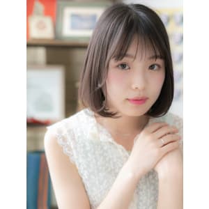 アッシュグレイツヤ髪耳かけ小顔前下がりボブ グレージュカラー - COVER HAIR bliss志木南口駅前店【カバーヘア ブリス シキエキミナミグチエキマエテン】掲載中