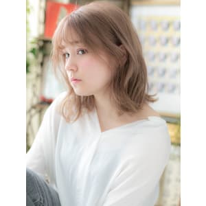 フレンチガーリー外国人風小顔エアリーミディ　ことりベージュ