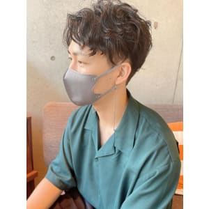 スパイラル波ウェーブのメンズパーマ