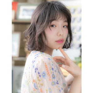 グレイアッシュ黒髪くせ毛風小顔エアリーボブ グレージュカラー - COVER HAIR bliss志木南口駅前店【カバーヘア ブリス シキエキミナミグチエキマエテン】掲載中