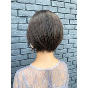 大人ショートヘア