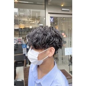 センターツイストスパイラルパーマ - Stilla smooth【スティラスムース】掲載中