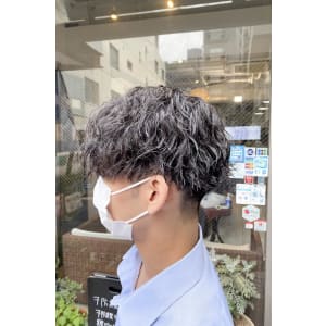 センターツイストスパイラルパーマ