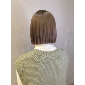 20代30代大人可愛い艶感グレージュ切りっぱなしシボブ