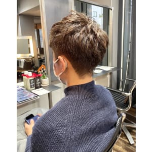 大人メンズ・白髪ぼかしハイライトショート - hair&make egerie【ヘアアンドメイクエジェリ】掲載中