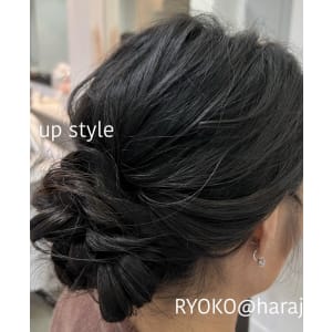 【担当RYOKO】 up style
