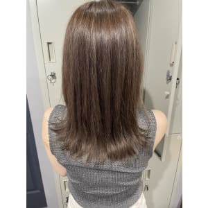 ハイライトシナモンベージュ