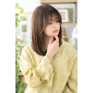大人かわいいシースルーバングエアストレートオリーブグレージュ