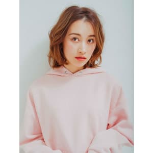 前上がり顎ラインボブ