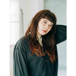 グラデーションロングヘア