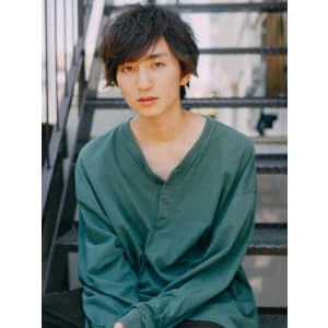 外ハネワンカールショート