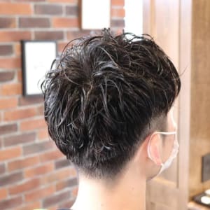 ニュアンスパーマ - @110 BARBER SHOP CONTINENTAL【ワンワンオー バーバー ショップ コンチネンタル】掲載中