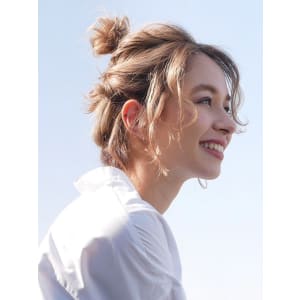 三軒茶屋_レディース_ハイトーン_ブロンド_ヘアアレンジ_ - HAIR & MAKE EARTH 三軒茶屋店【ヘアメイクアース サンゲンヂャヤテン】掲載中