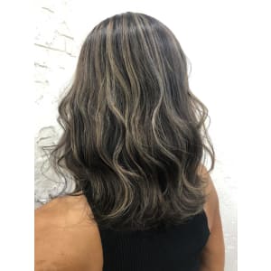 ハイライト/グレージュ/20代/￥14630