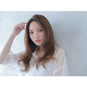 ナチュラルストレート ベージュカラー ロング
