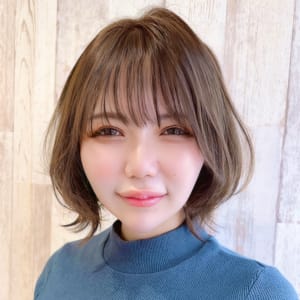 【金沢】丸顔カバー　シースルー　小顔　外ハネ　くびれショート