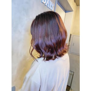 大人かわいいピンクブラウン