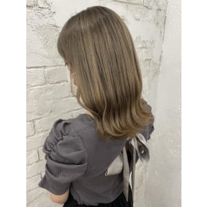 ミルクティーベージュ/20代30代/¥8800 - prize Iris 池袋【プライズ アイリス】池袋駅東口店【プライズアイリス イケブクロ イケブクロヒガシグチテン】掲載中