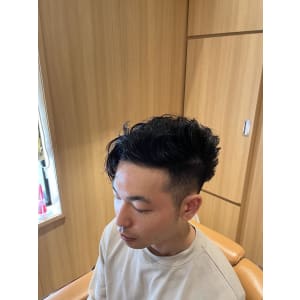 強めのパーマかけてみました