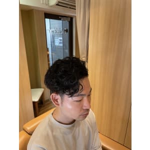 強めのパーマかけてみました