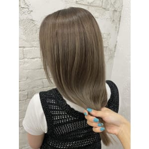 ミルクティーベージュ/20代30代/¥8800 - prize Iris 池袋【プライズ アイリス】池袋駅東口店【プライズアイリス イケブクロ イケブクロヒガシグチテン】掲載中