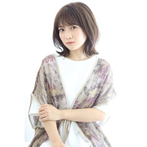 こなれミディ×くびれボブ/イルミナカラーベージュ 