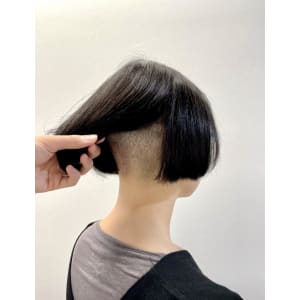 * Miik.*　刈り上げボブ