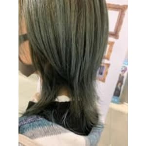 ターコイズブルーカラー♪ 4月 - 髪質整形(R) VARIEホテル日航札幌店【カミシツセイケイバリエホテルニッコウサッポロテン】掲載中