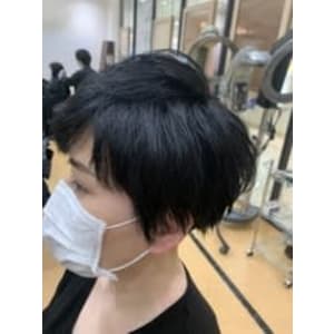 刈り上げレディースショート　4月
